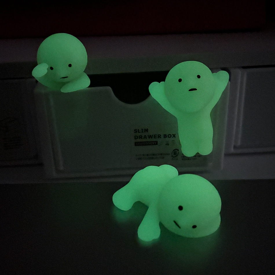 Glow Decorative Mini Figures B - đánh giá và giá Phone Accessories Doll